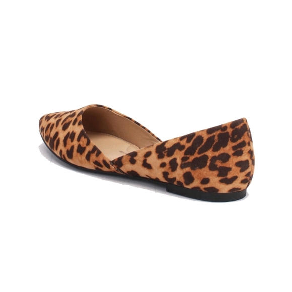 Women's Time And Tru Point Ballet Flat - Picture 5 of 5